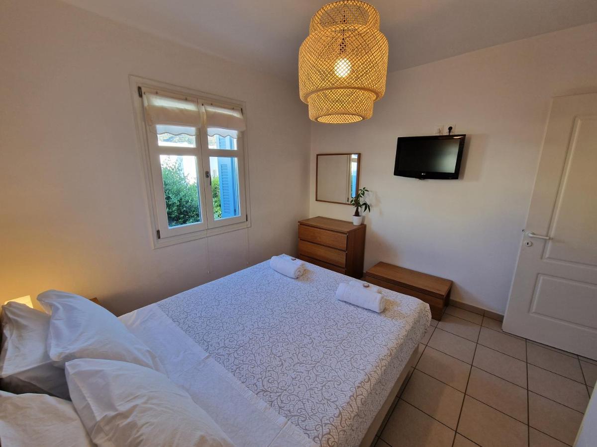 Karaoulanis Apartments Ándros Extérieur photo